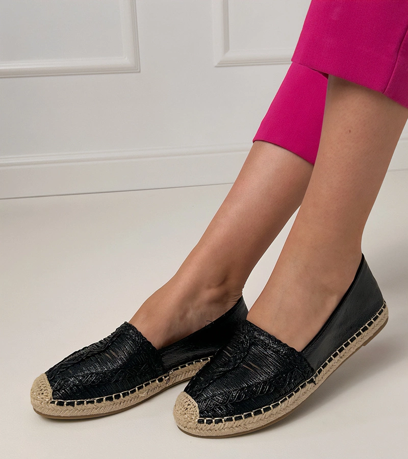 Černé krajkové espadrilky na platformě Zelvira