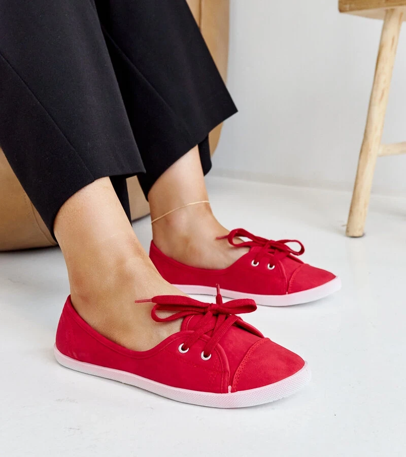 Červené tenisky na zavazování z ekokože Knudsen