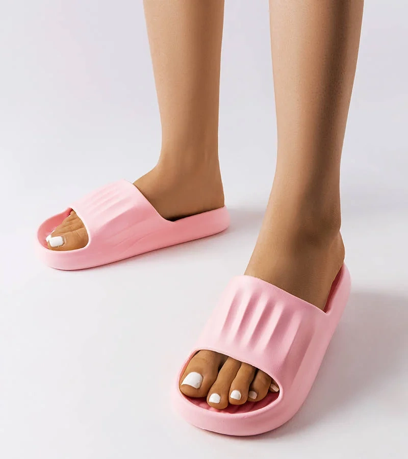 Růžové pěnové žabky Patterson