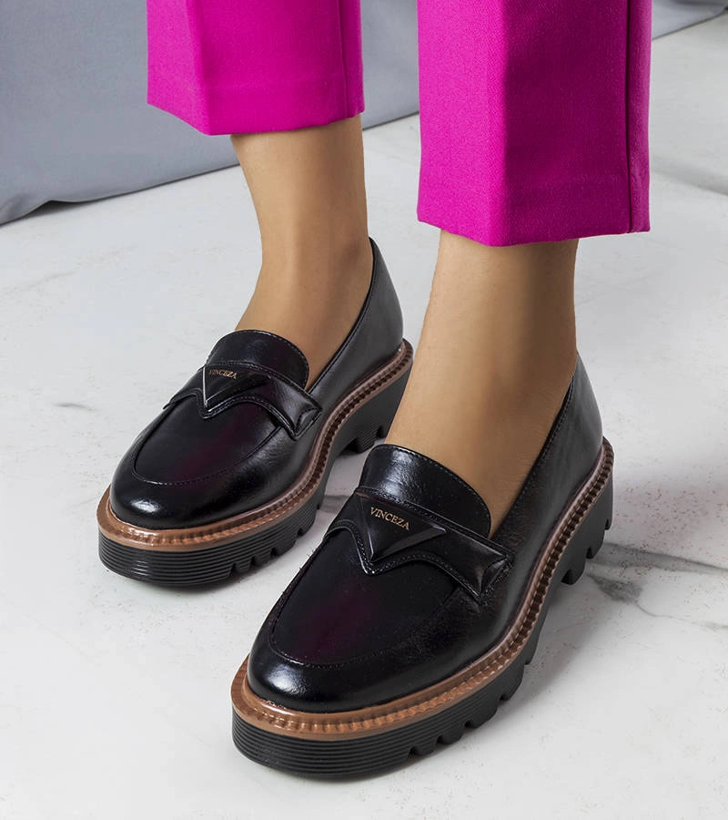 Černé lordy s koženou stélkou Jacquenett