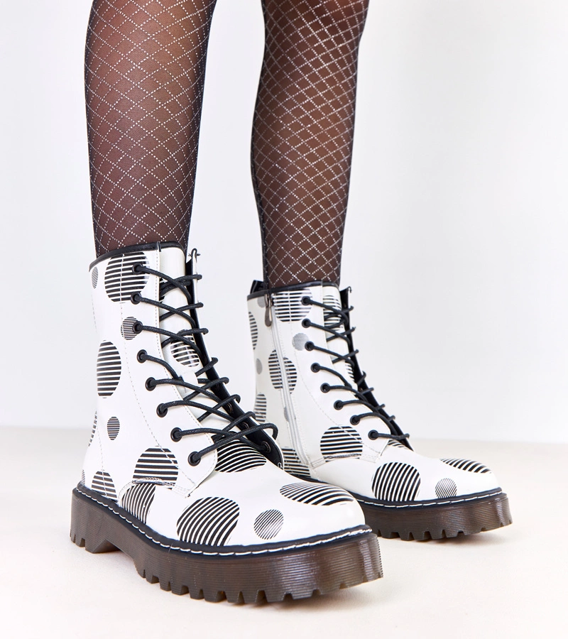 Bílé dámské trapery na platformě Merelin