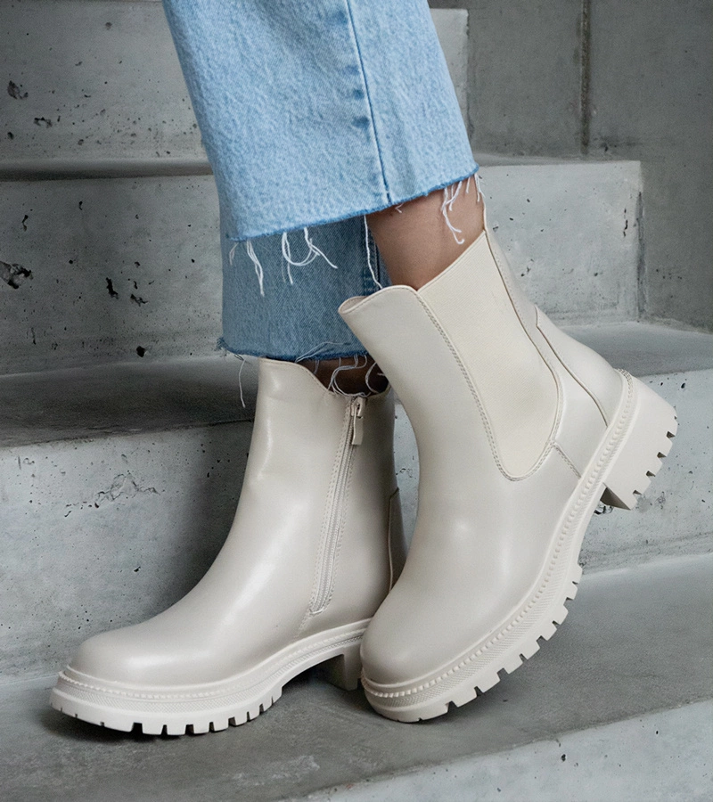 Béžové zateplené kotníkové boty na zip z eko kůže Alia