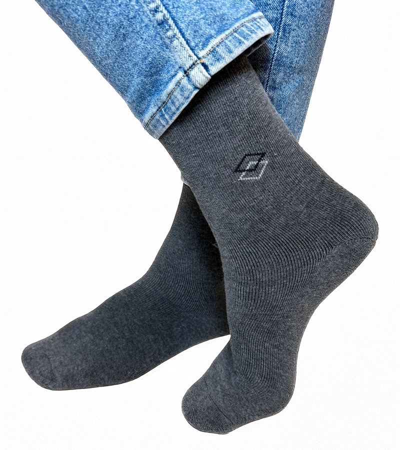 Černo-bílé teplé ponožky Sella