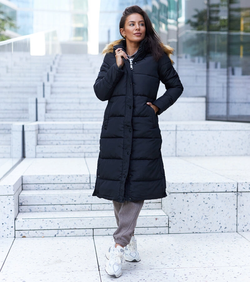 Černý prošívaný teplý kabát Fortunato