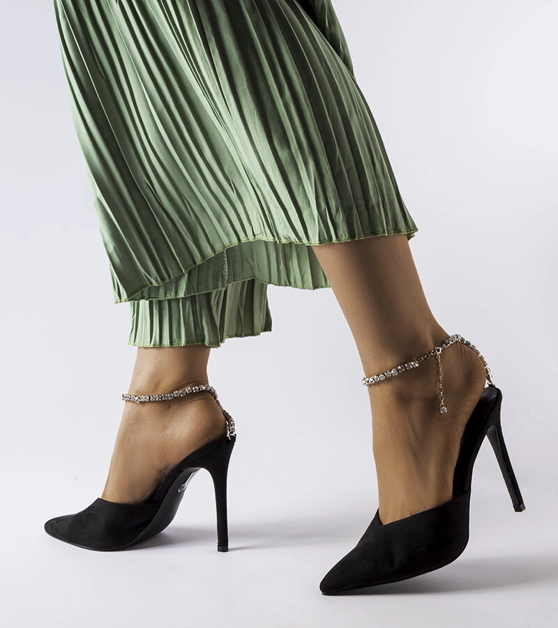 Černé žabky na jehlovém podpatku se zirkony Claude