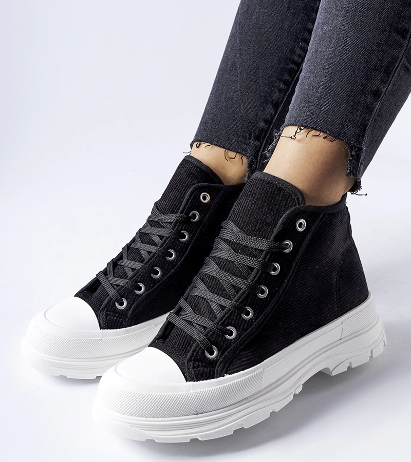 Černé kotníkové tenisky Villaggio