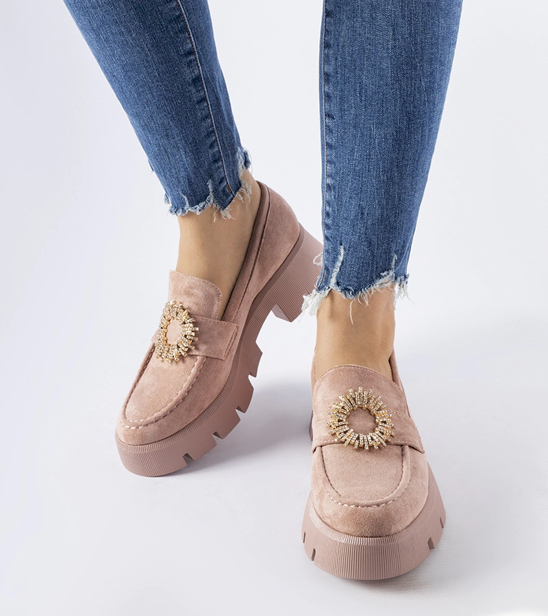 Růžové mokasíny zdobené sponou Stanislas