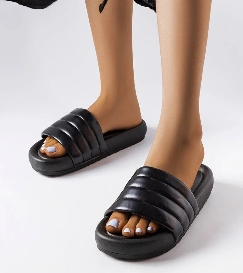 Skillen černé žabky pro volný čas