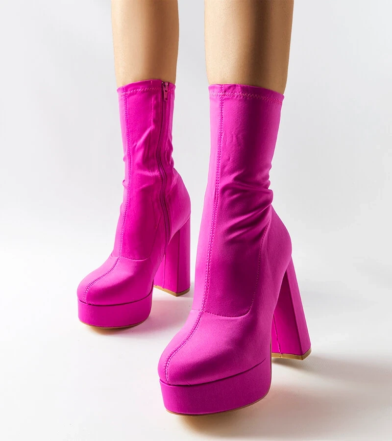 Růžové saténové boty s pevným jehlovým podpatkem Glus