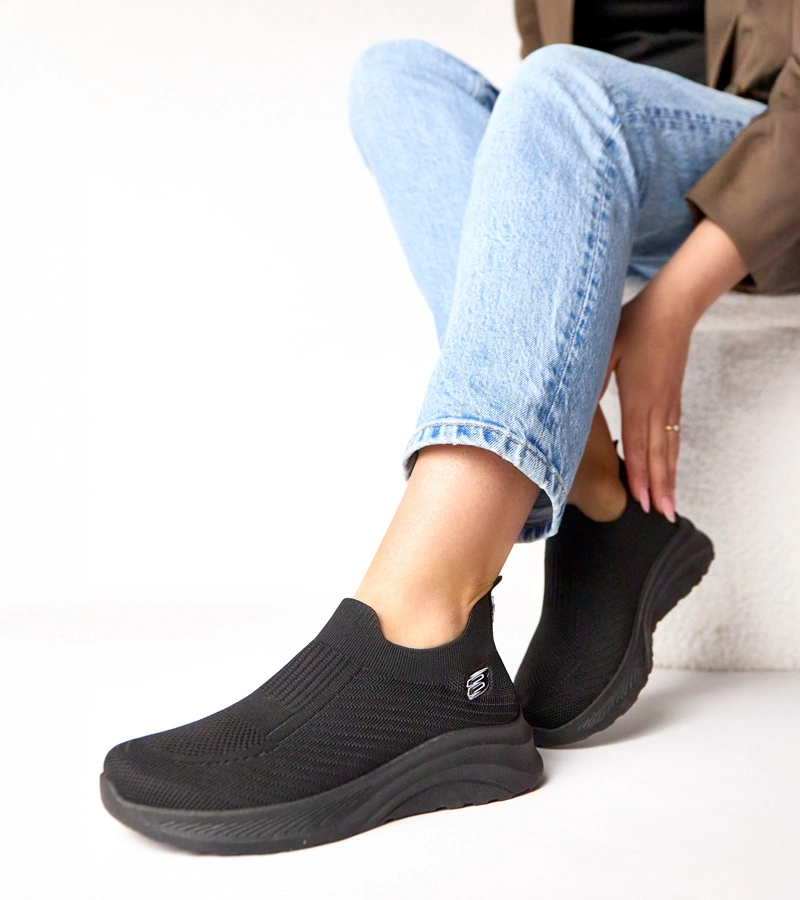 Černé látkové nazouvací tenisky Gaia