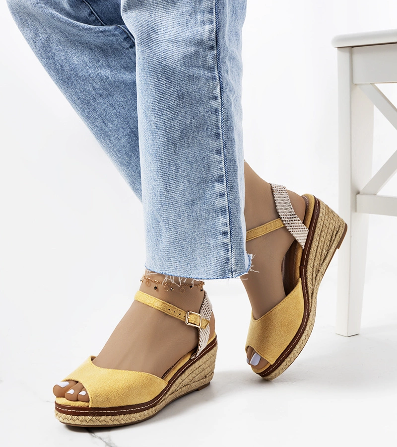 Žluté espadrilky s podpatky Heis