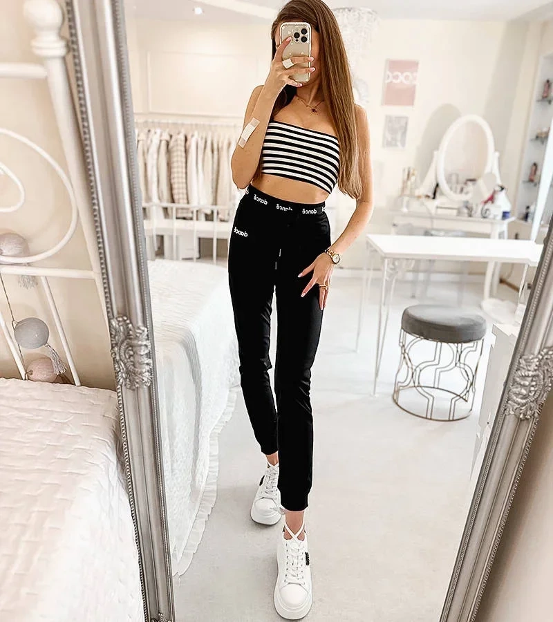 Černé tepláky Boone