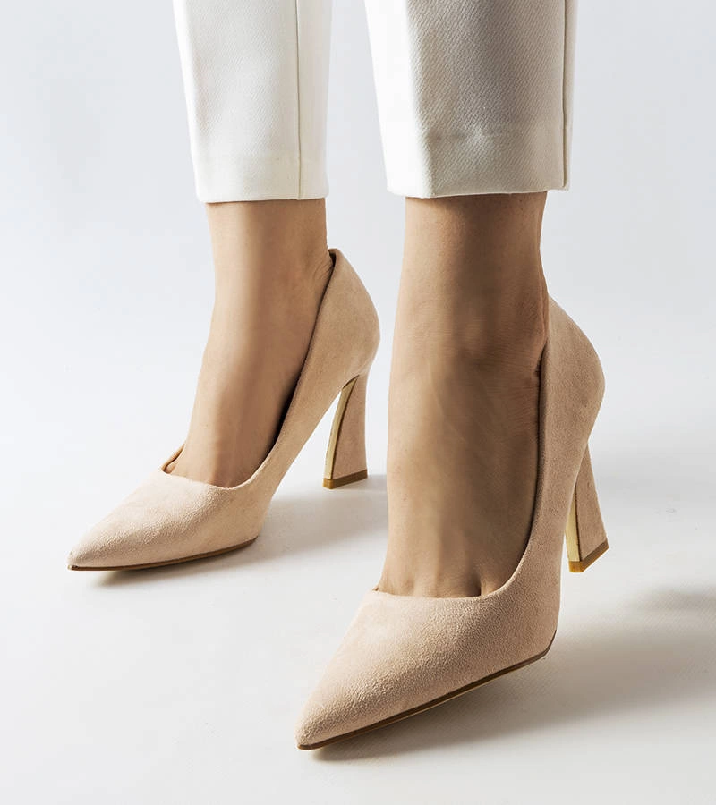 Béžové asymetrické lodičky na jehlovém podpatku Linda