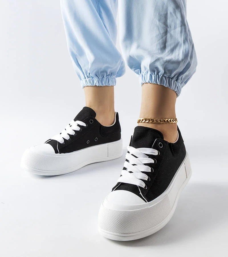 Černé tenisky na platformě Josseaume