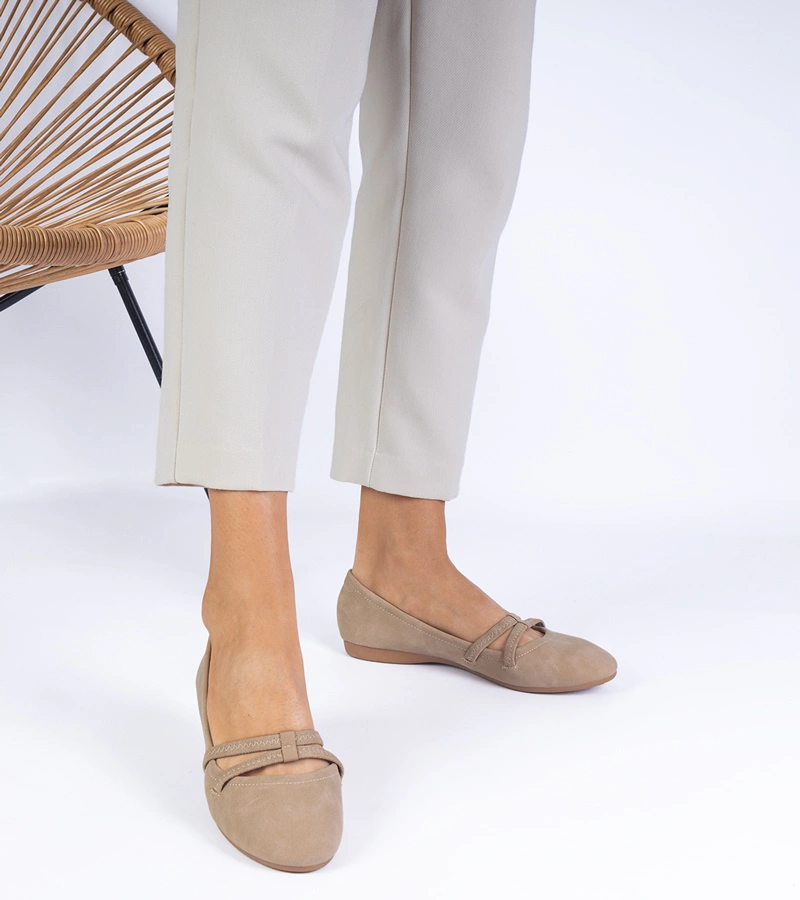 Béžové dámské baleríny z matné ekokůže Baronna