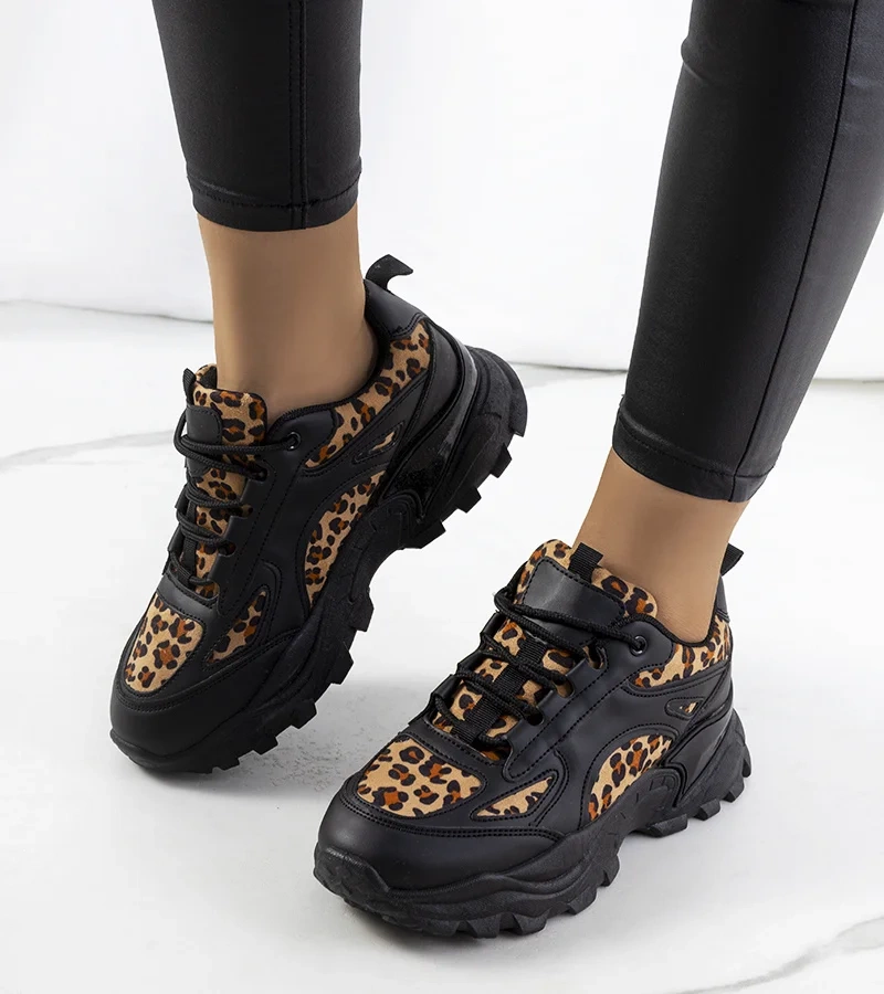 Černé tenisky Akron