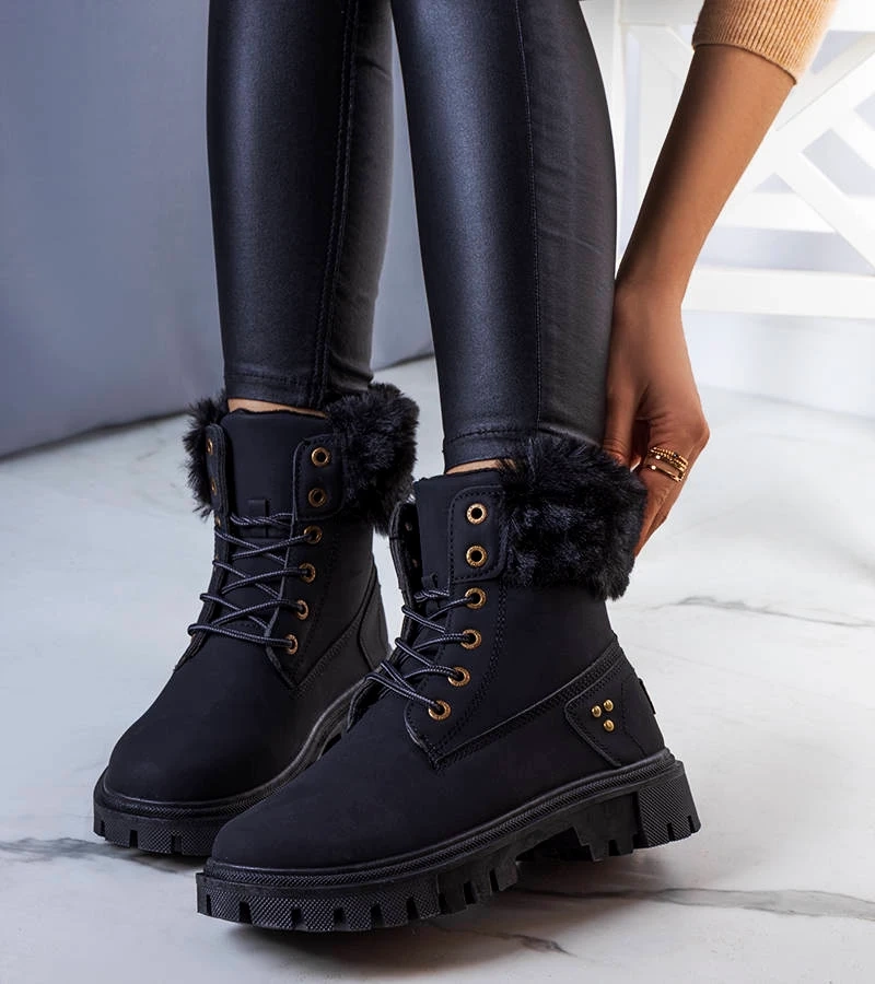 Černý zateplený boty s kožešinou Brigi