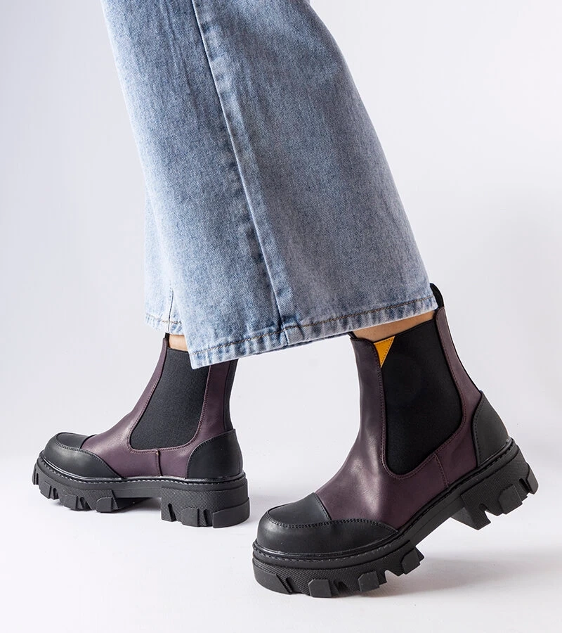 Černofialové nazouvací boty Sibyla