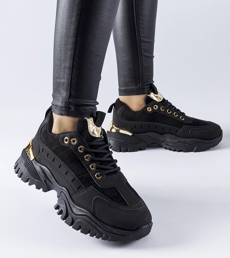 Černé sportovní tenisky Laudes