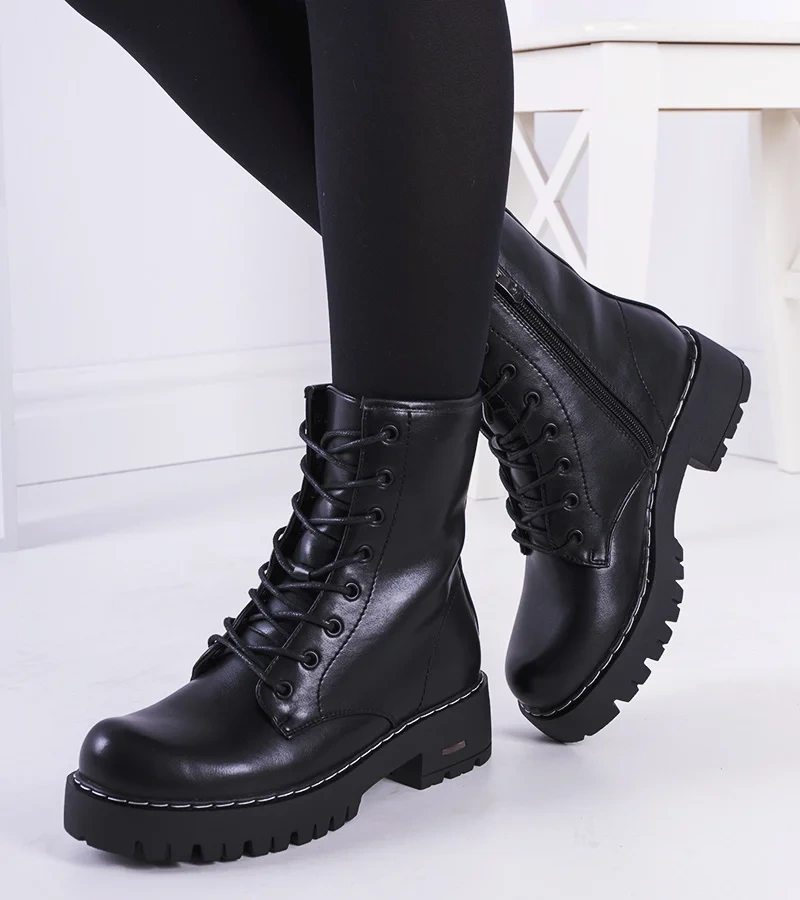 Černá boty s bílou nití Rebeca