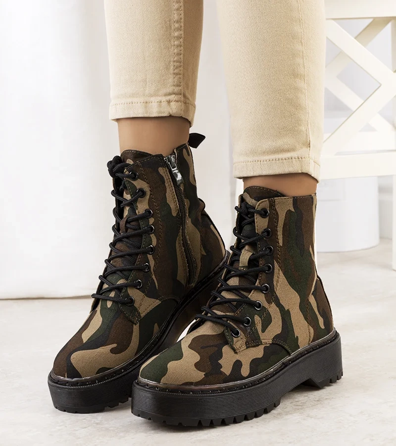 Lanita green military trappers