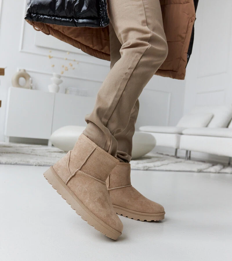 Hnědé zateplené krátké sněhule Menaggio