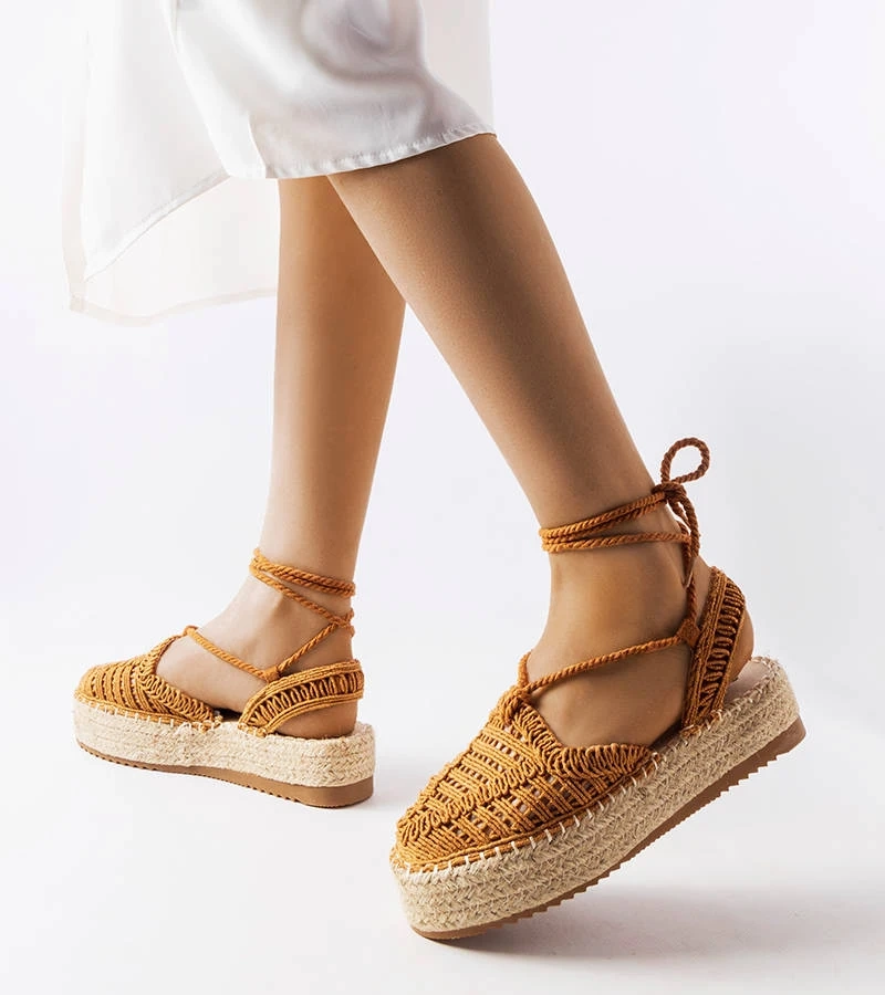 Velbloudí šněrovací espadrilky Partenia