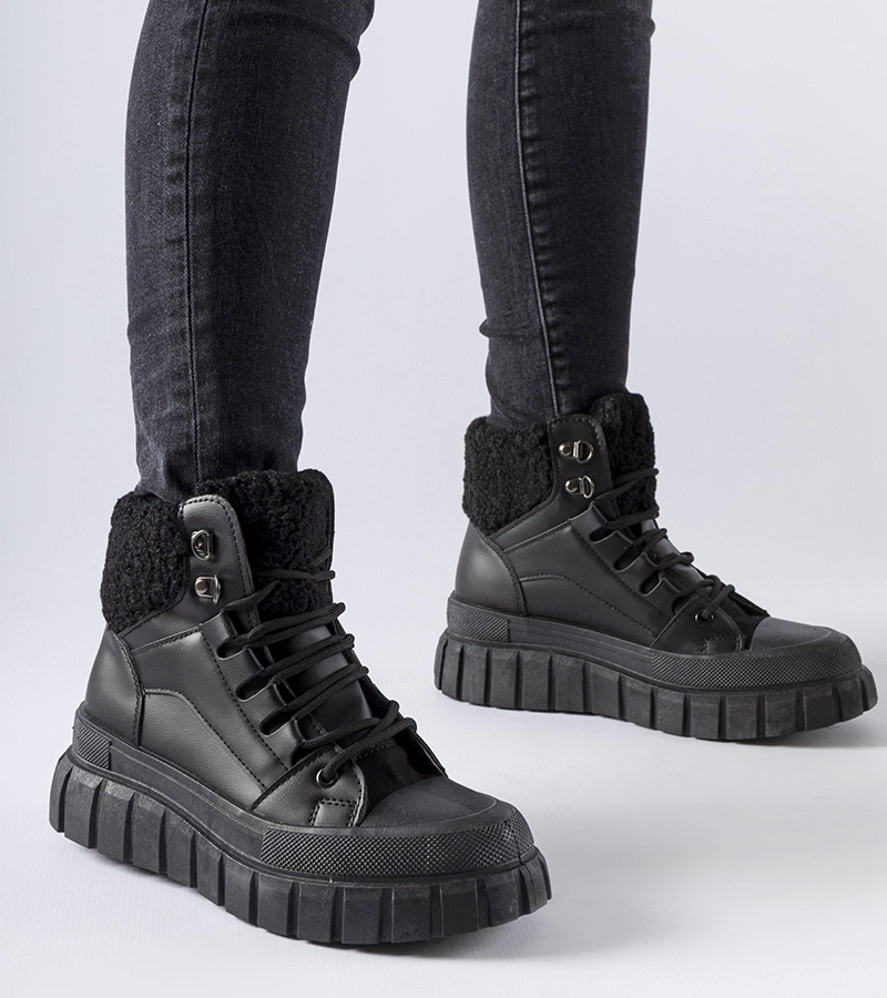 Černé zateplené tenisky Adamsville