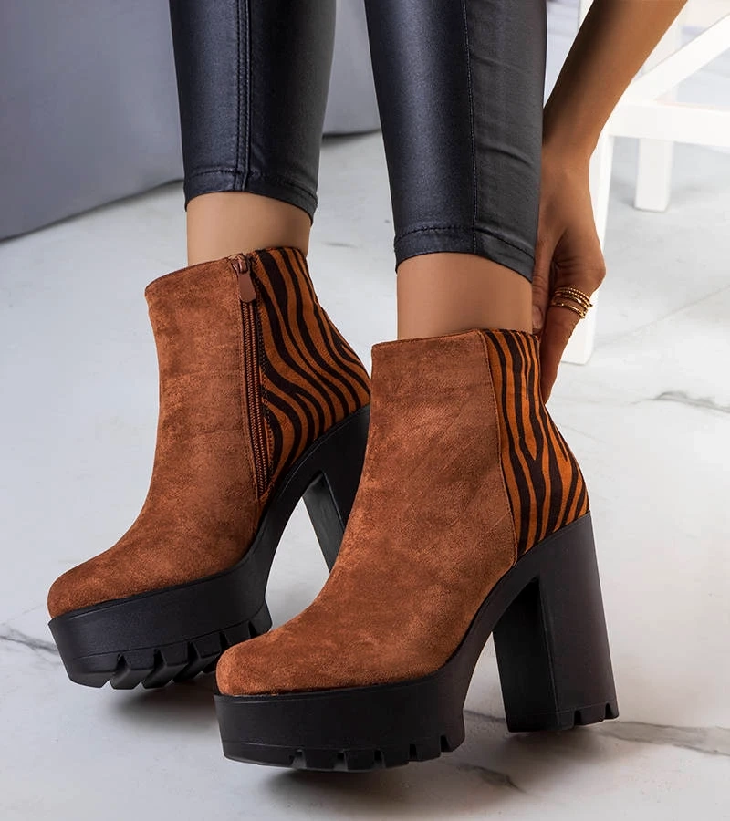 Red Khalid high-post boty