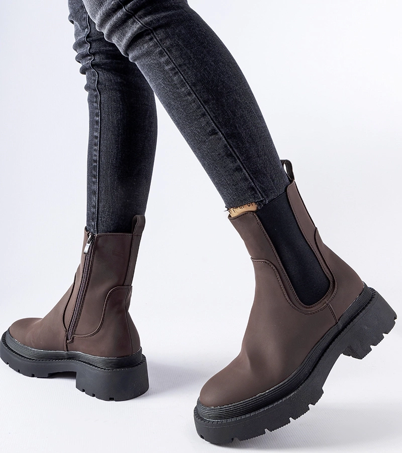 Hnědé masivní zateplené botky Banaudon