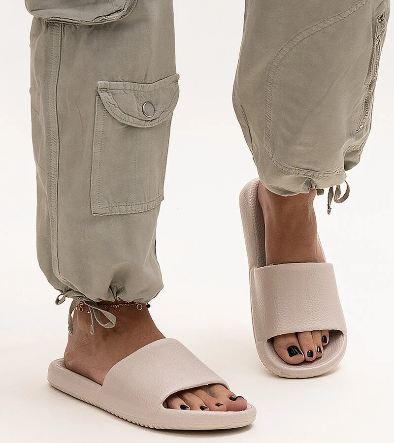 Bežové pěnové pantofle Primula