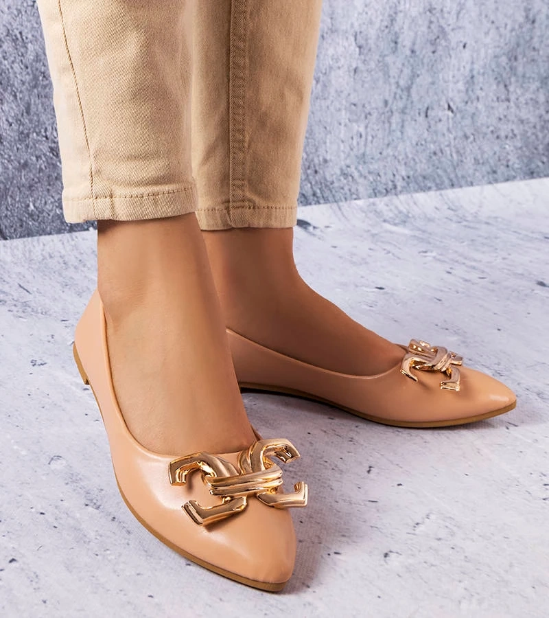 Tmavě béžové baleríny s ozdobou Vallée