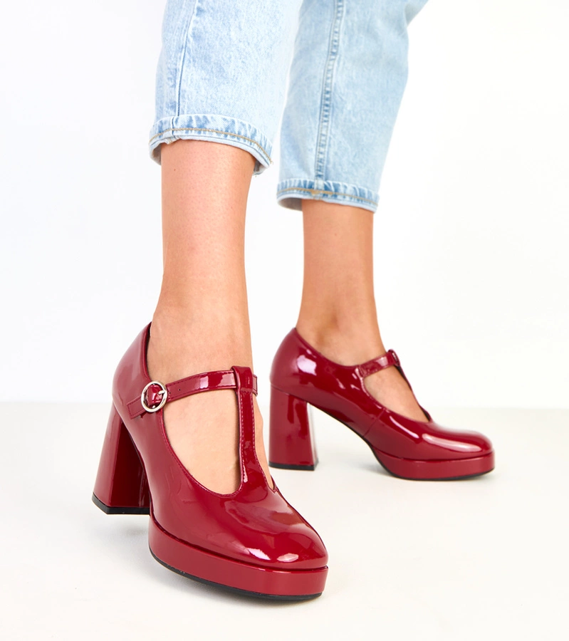 Bordové polobotky na podpatku se zapínáním Adaoha