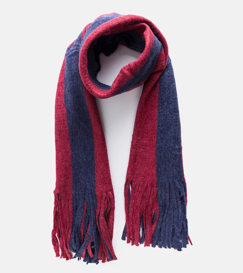 Černo-červená šála s třásněmi od Lana