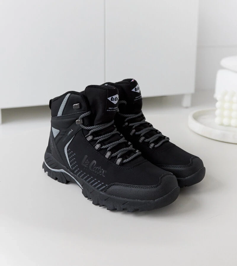 Černé zateplené pánské trapery LCJ-22-01-1399M BLACK