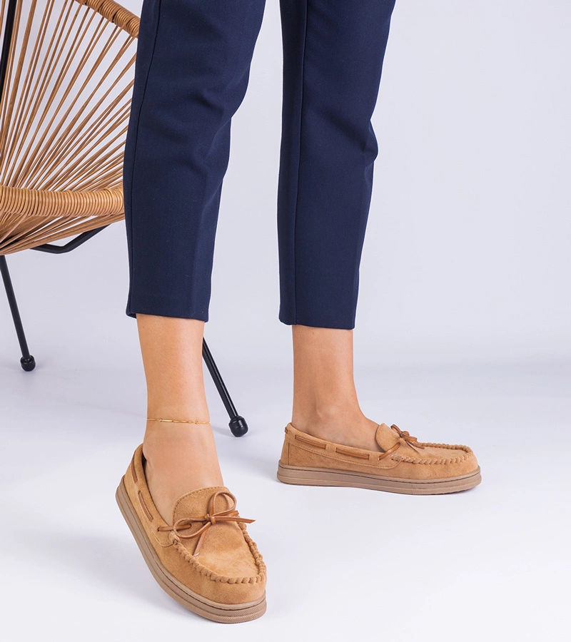 Hnědé dámské mokasíny z eko semiše s mašlí Sarina