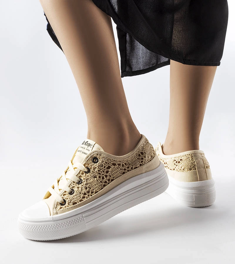 Béžové ažurové tenisky Lee Cooper LCW23-44-1620