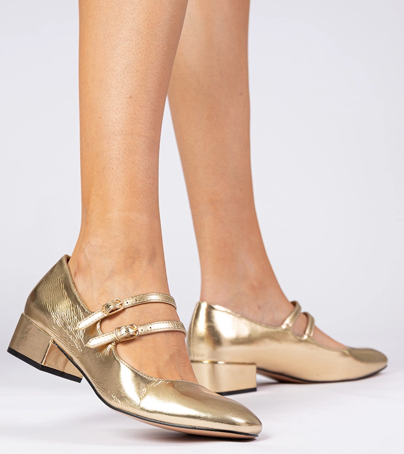 Zlaté dámské lodičky na podpatku s přezkami Demara