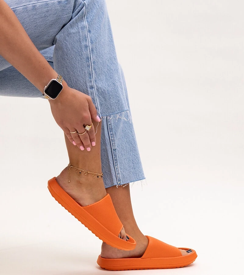 Oranžové pěnové pantofle Ruba