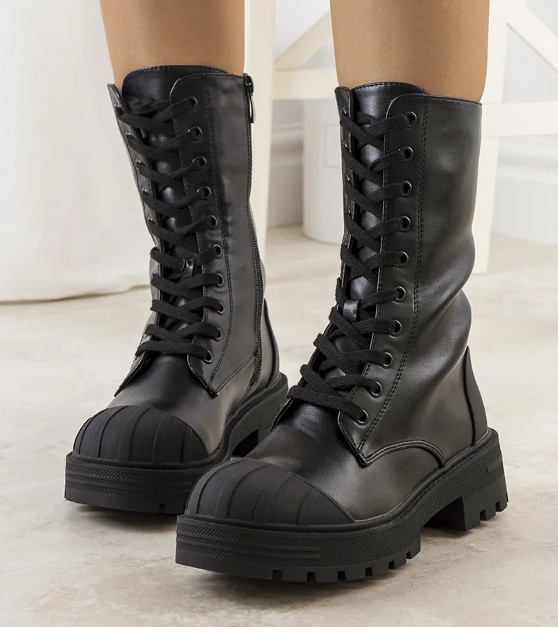 Trapeři Black Kerner