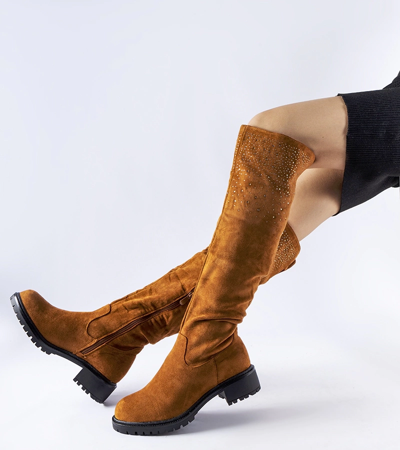 Hnědé dlouhé kozačky s cirkóny Colleen