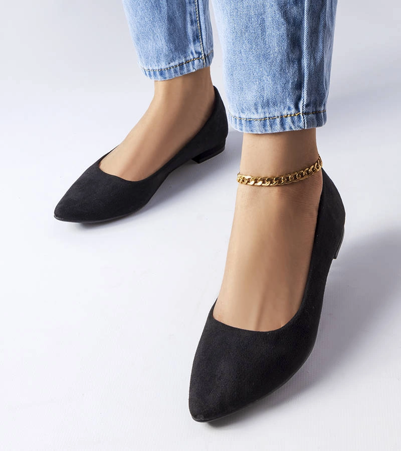 Černé baleríny na nízkém podpatku značky Bérubé