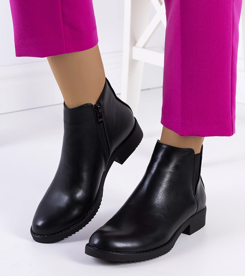 Černé pantofle Nagoya