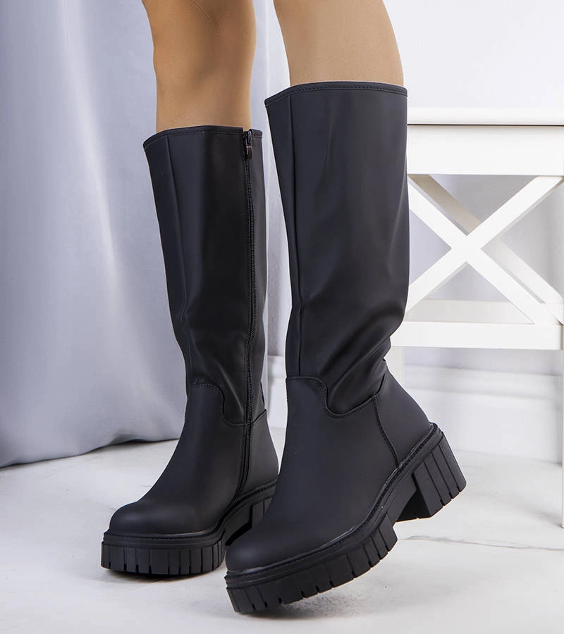 Černé zateplené boty Salda