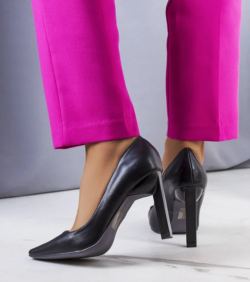 Černé lodičky Kilda na podpatku