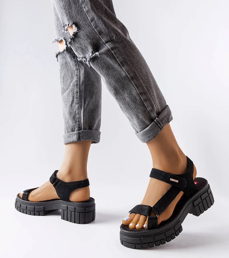 Černé sandály na jehlovém podpatku Big Star LL276035