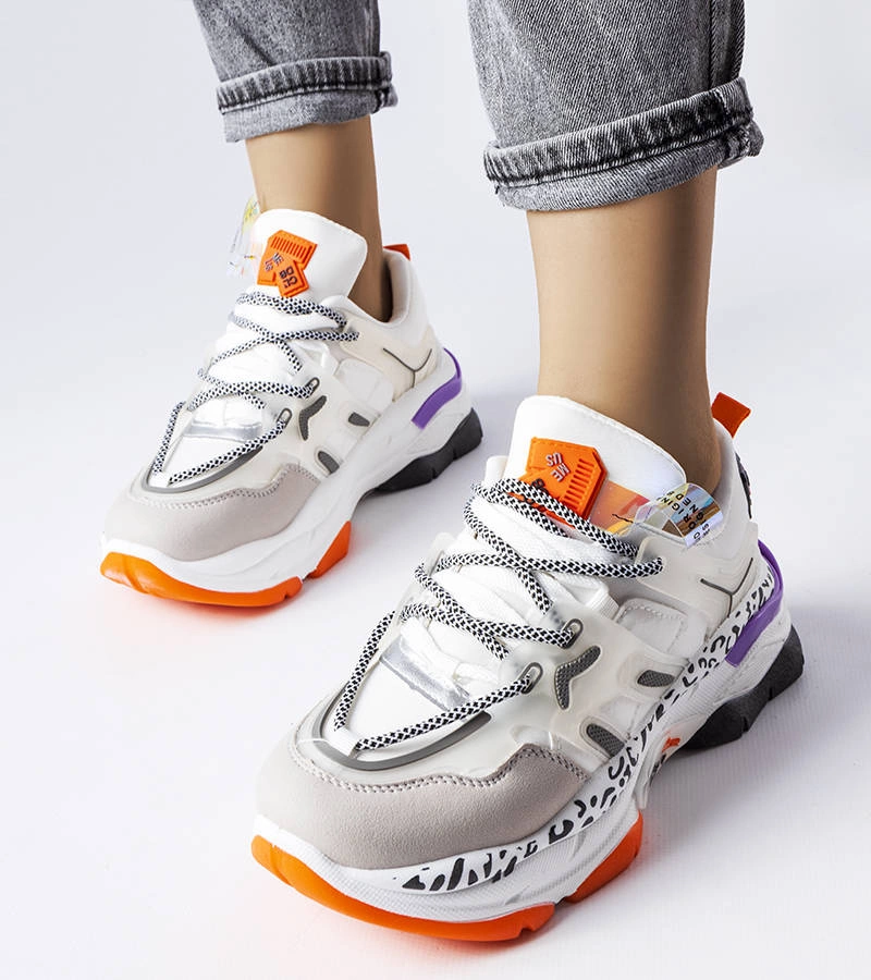 Bílé tenisky ze směsové tkaniny Donalina