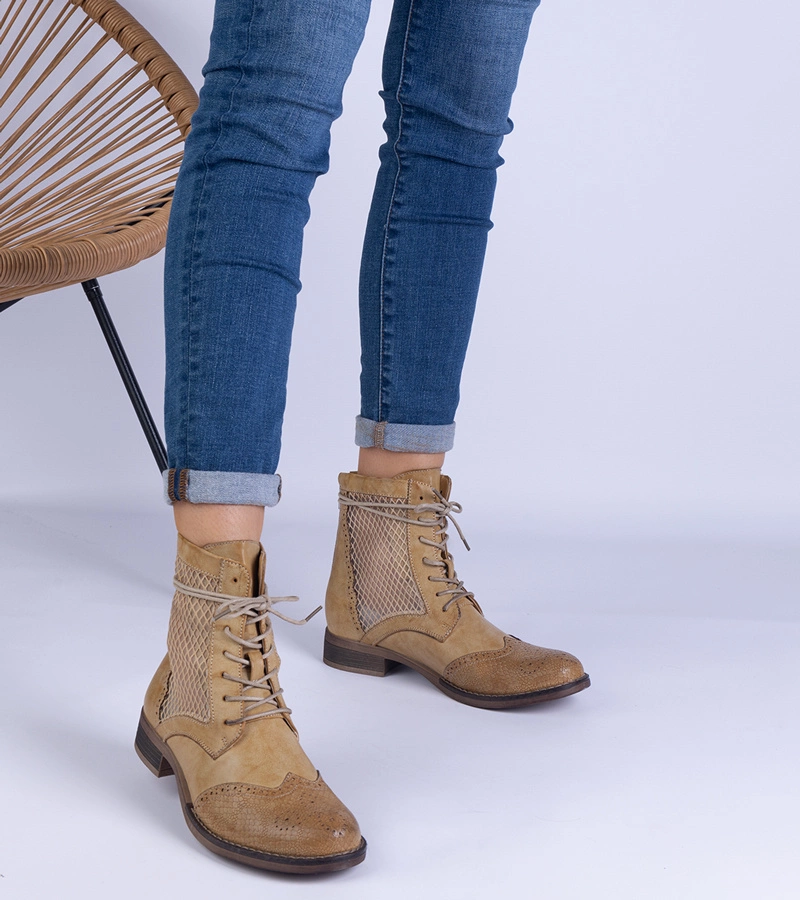 Žluté ažurové ploché boty Reeves