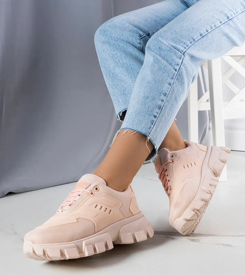 Růžové tenisky na pevné podrážce od Inez