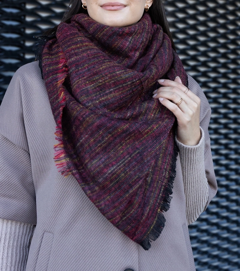 Nyomi růžový šátek